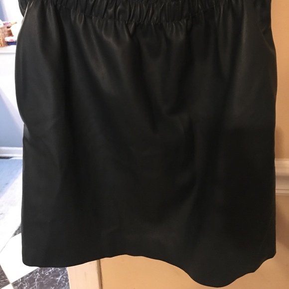 Zara vegan leather skirt large mini - Picture 3 of 5